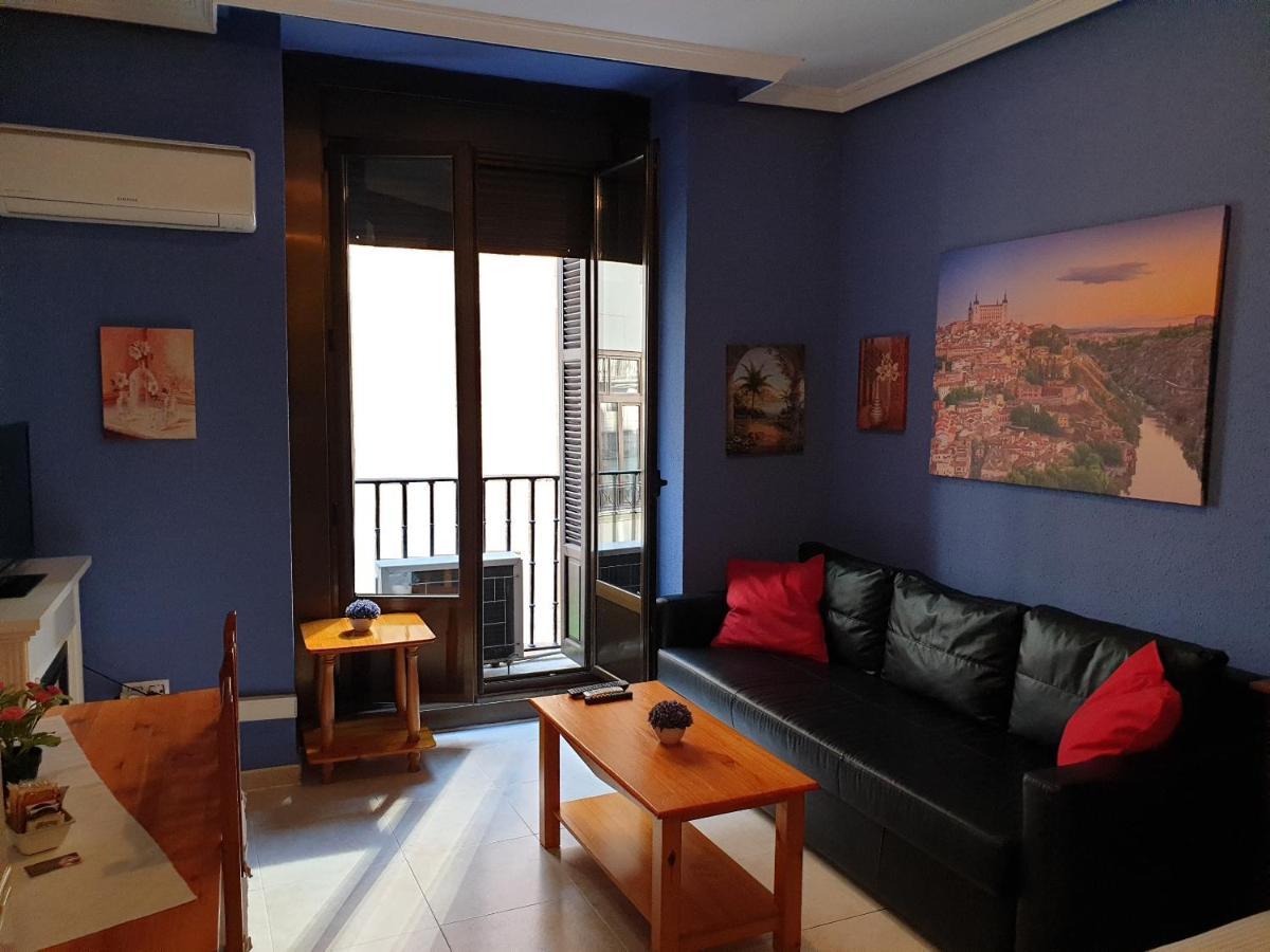 Apartamentos Dana Sol Madrid Exteriér fotografie
