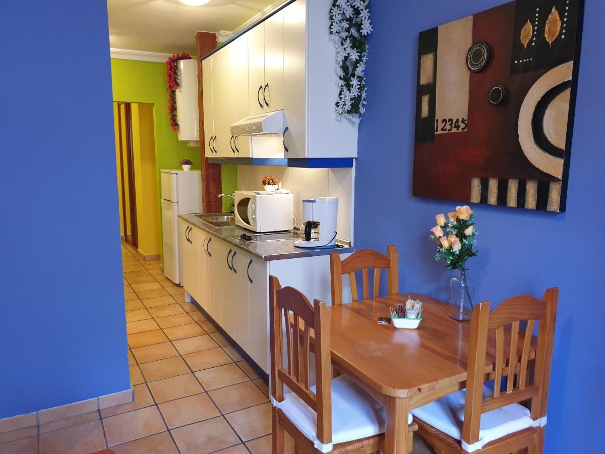 Apartamentos Dana Sol Madrid Exteriér fotografie