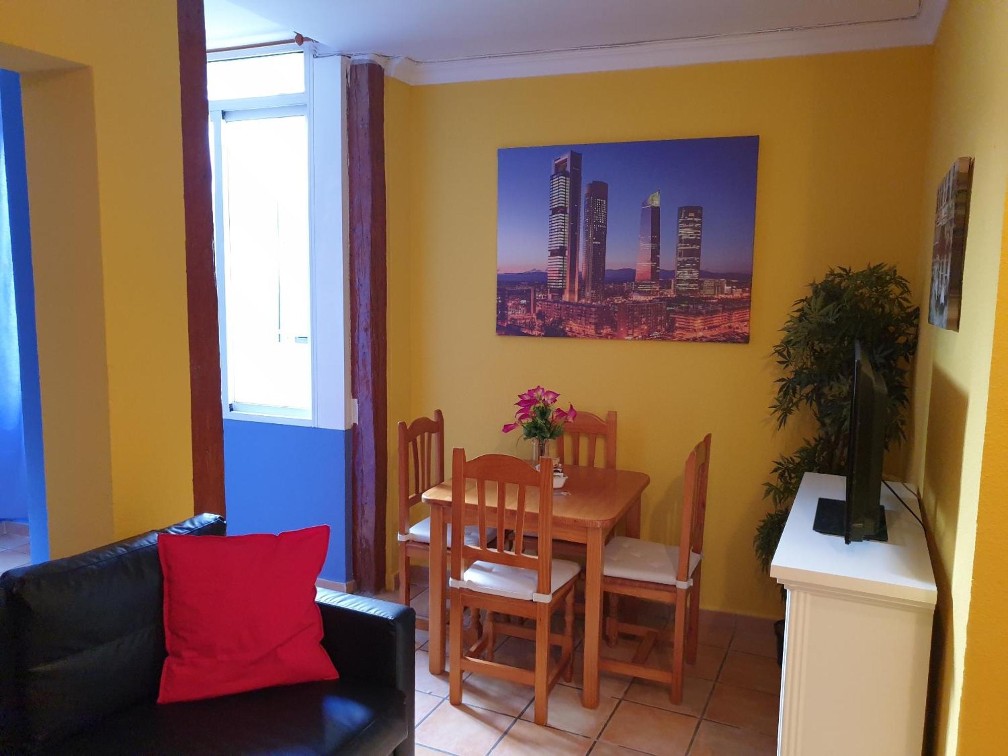 Apartamentos Dana Sol Madrid Exteriér fotografie