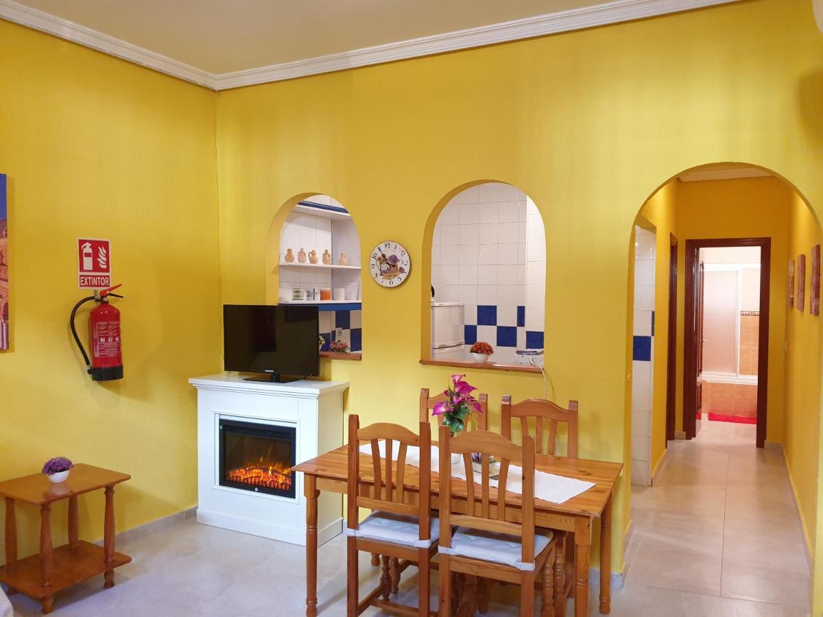 Apartamentos Dana Sol Madrid Exteriér fotografie